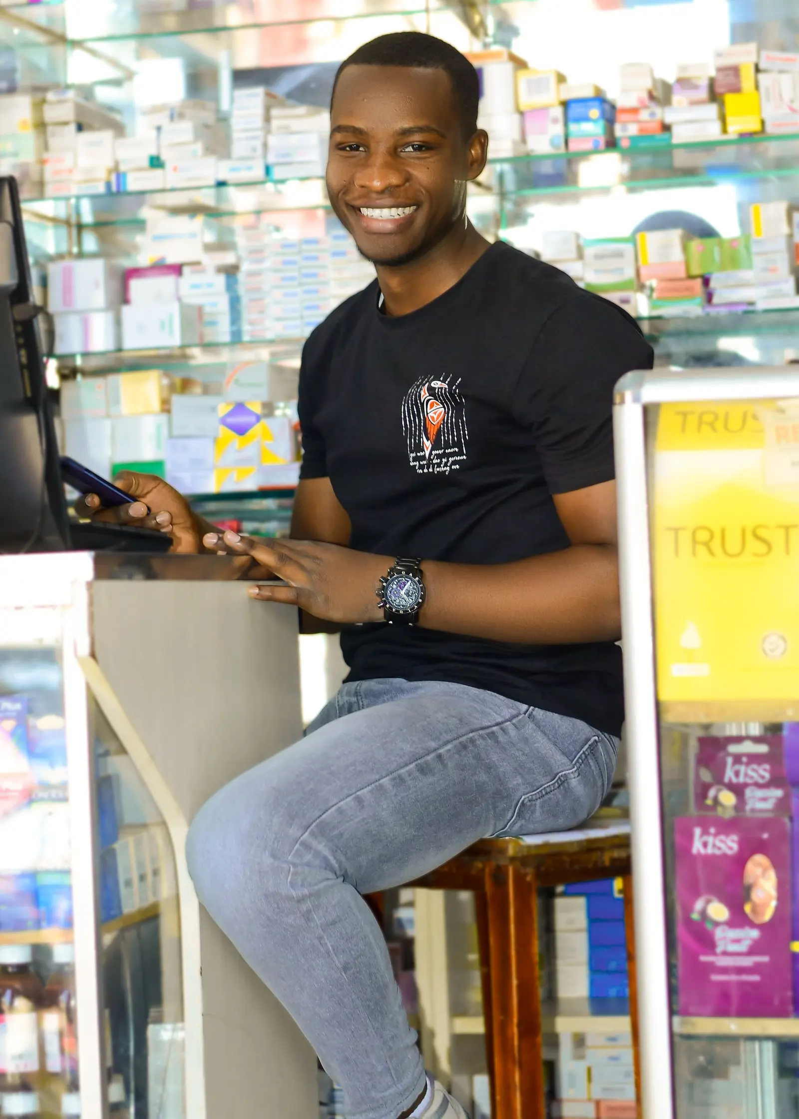 Pharmacies, hardware & retail